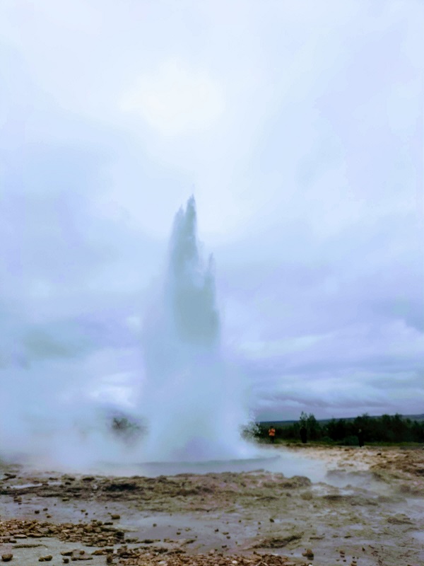 Bild: Der große Geysir Island